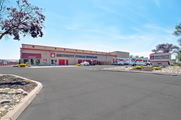 Storage Units at Security Public Storage - Sacramento 3 Power Inn - 7051 Power Inn Rd