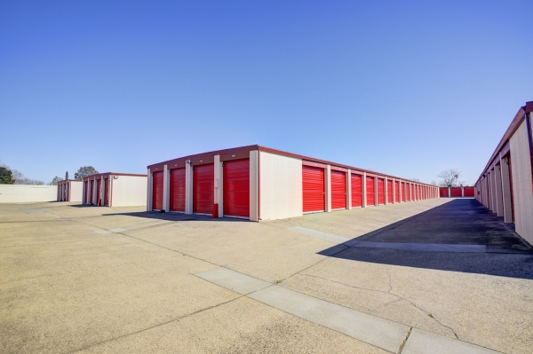 Storage Units at Security Public Storage - 3901 Fruitridge Rd