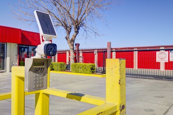 Storage Units at Security Public Storage - 3901 Fruitridge Rd