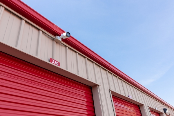 Facility photo: //images.sparefoot.com/medium/1051776932143b6bed4.jpg