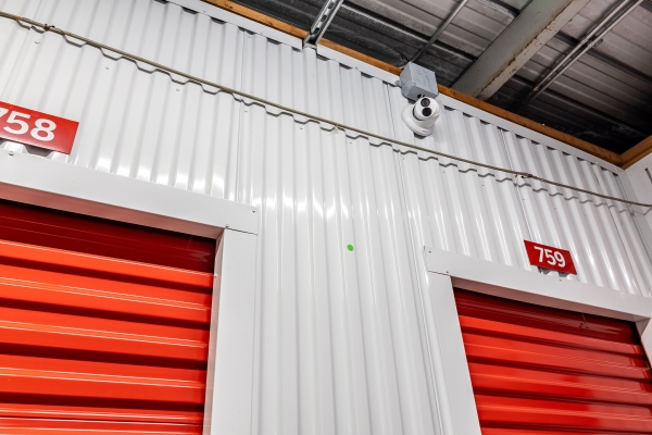 Facility photo: //images.sparefoot.com/medium/105178689525b336a88.jpg
