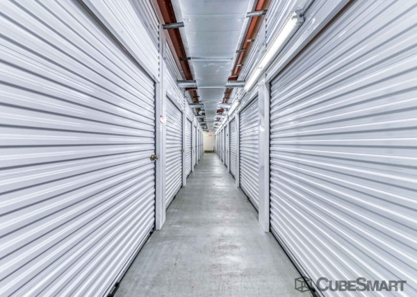 Storage Units at CubeSmart Self Storage - Pearland - 1919 E Broadway St - 1919 E Broadway St