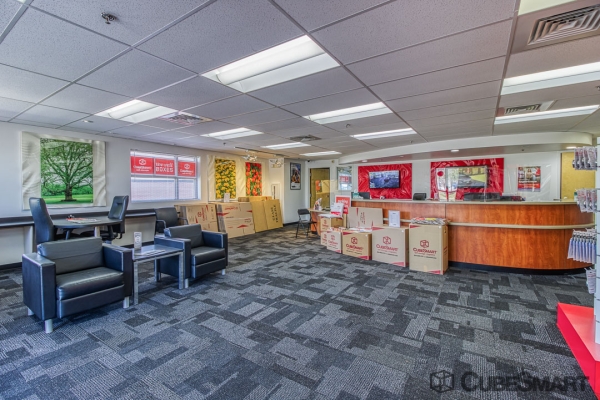 Facility photo: //images.sparefoot.com/medium/10642469786e2de3d23.jpg