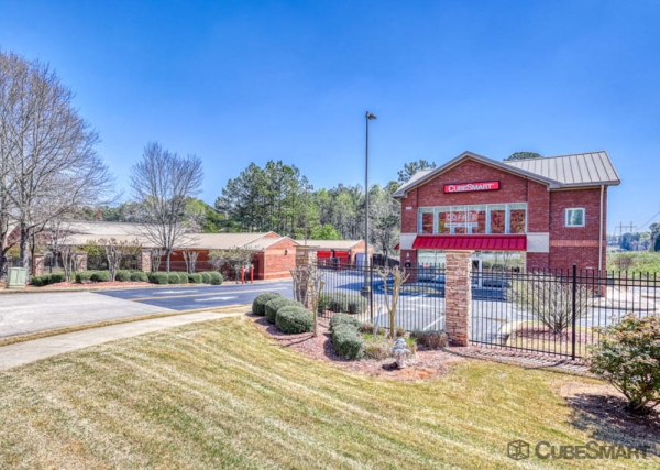 Storage Units at CubeSmart Self Storage - Norcross - 5180 Peachtree Industrial Blvd Nw - 5180 Peachtree Industrial Blvd