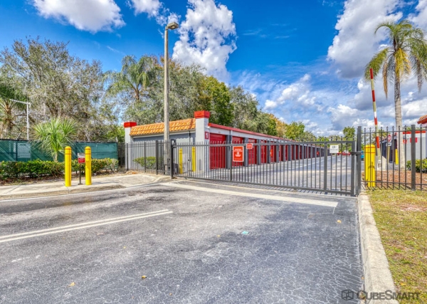 Facility photo: //images.sparefoot.com/medium/10642969e08956ef413.jpg