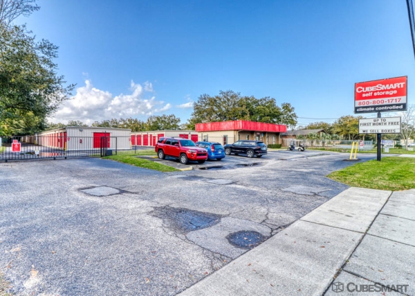 Storage Units at CubeSmart Self Storage - Pensacola - 2450 E. Olive Road