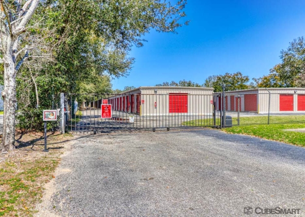 Storage Units at CubeSmart Self Storage - Pensacola - 2450 E. Olive Road