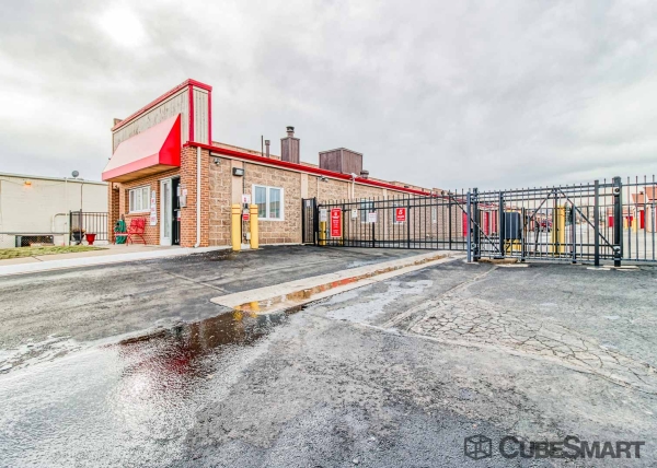 Storage Units at CubeSmart Self Storage - Denver - 1733 S Wadsworth Blvd - 1733 S Wadsworth Blvd