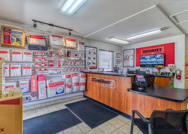 Storage Units at CubeSmart Self Storage - Denver - 1390 S Valentia St - 1390 S Valentia St