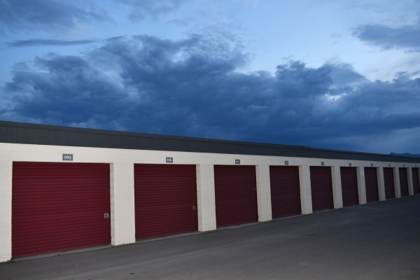 Facility photo: //images.sparefoot.com/medium/1076386932098bc9d77.jpg