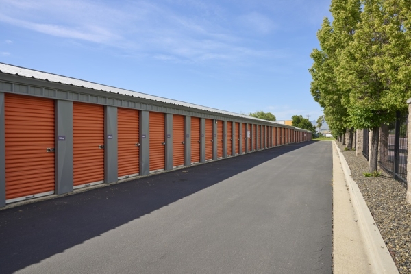 Facility photo: //images.sparefoot.com/medium/10763969320b69ace06.jpg