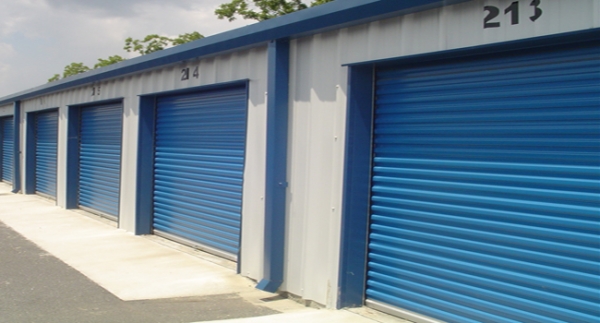 Storage Units at Centerville Self Storage - Houston Lake - 601 Houston Lake Blvd