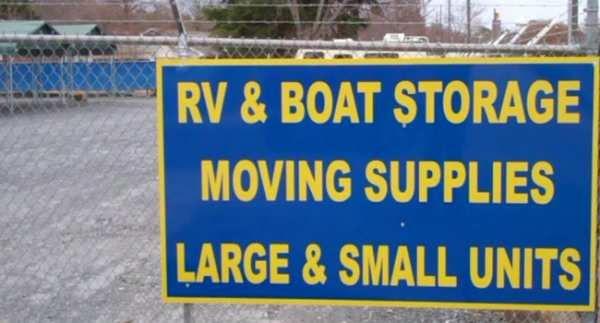 Storage Units at Centerville Self Storage - Houston Lake - 601 Houston Lake Blvd