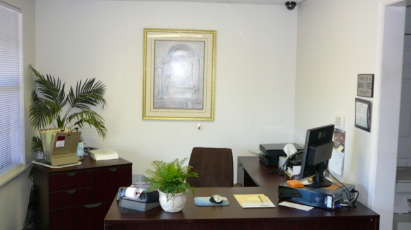 Facility photo: //images.sparefoot.com/medium/107944512bd71dce05d.jpg