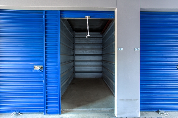 Storage Units at Simply Self Storage - 3171 S High Street - Columbus - 3171 S High St