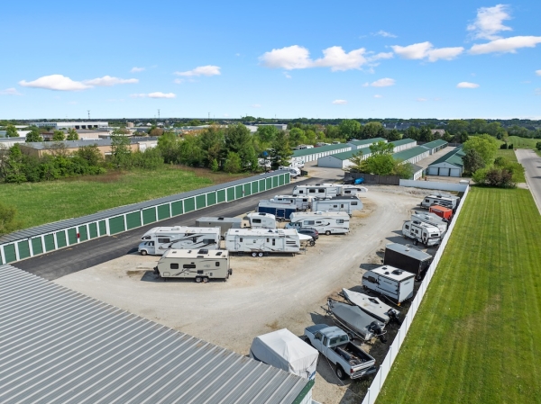Facility photo: //images.sparefoot.com/medium/10824568afad5b450a8.jpeg