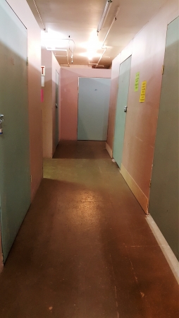 Facility photo: //images.sparefoot.com/medium/1083805887a9ec9ca14.jpg