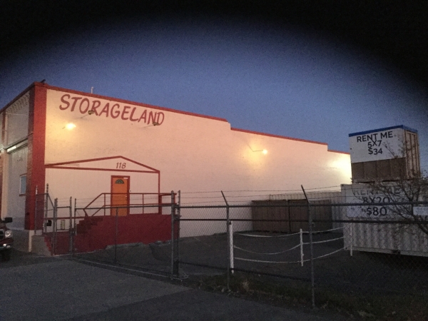 Facility photo: //images.sparefoot.com/medium/1083805dbc5e3977dbd.jpg