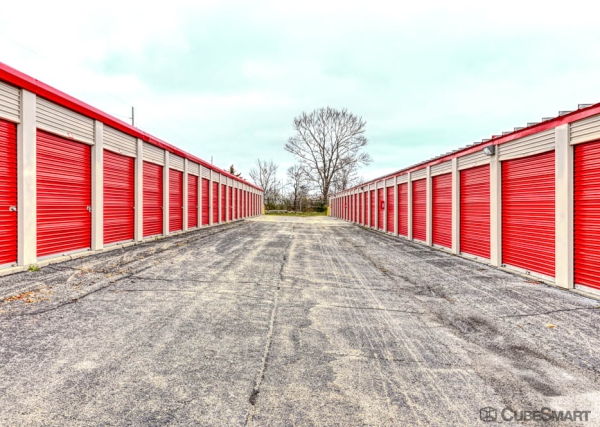 Facility photo: //images.sparefoot.com/medium/108548686f715351313.jpg