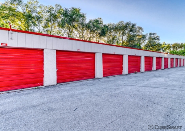 Facility photo: //images.sparefoot.com/medium/108550688338366cd5a.jpg