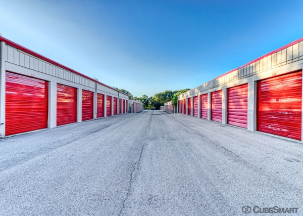 Facility photo: //images.sparefoot.com/medium/108550688c6c78b11cc.jpg