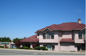 Facility photo: //images.sparefoot.com/medium/10898651817671992d8.png