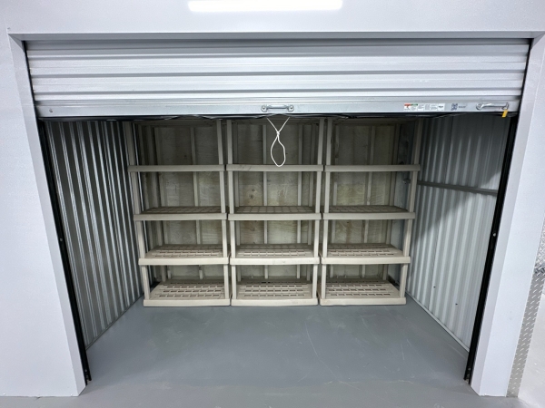 Facility photo: //images.sparefoot.com/medium/10950269e7e61c4b1f4.jpg