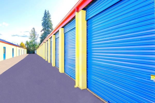 Facility photo: //images.sparefoot.com/medium/10958568dd54b1d9d49.jpg