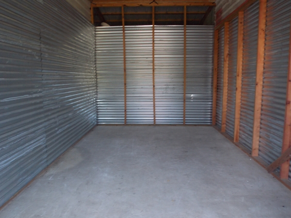 Facility photo: //images.sparefoot.com/medium/11005351f9b939bf060.jpg