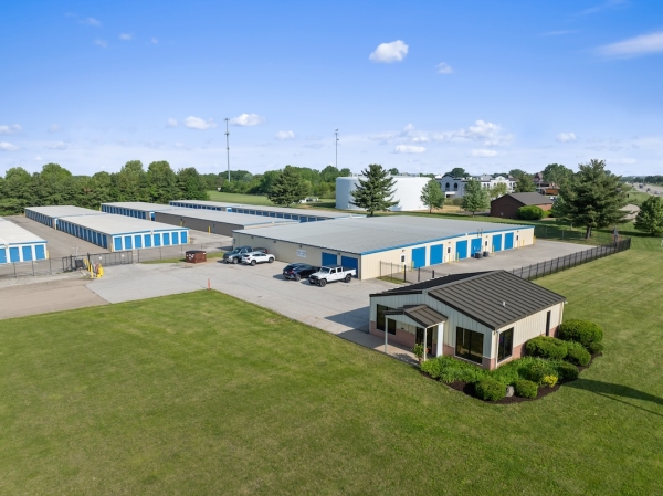 Facility photo: //images.sparefoot.com/medium/14991568af41cc2eeb5.jpeg