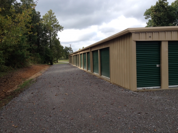 Facility photo: //images.sparefoot.com/medium/150034524efbd5d5ded.jpg