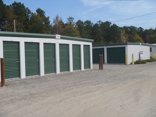 Facility photo: //images.sparefoot.com/medium/150375527a53cd64d12.jpg