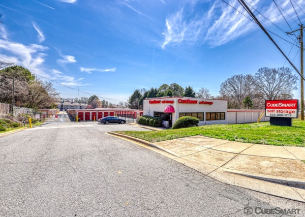 Facility photo: //images.sparefoot.com/medium/15275869e09a8ba5526.jpg