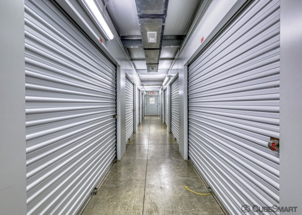 Facility photo: //images.sparefoot.com/medium/15275869f5b135dec85.jpg