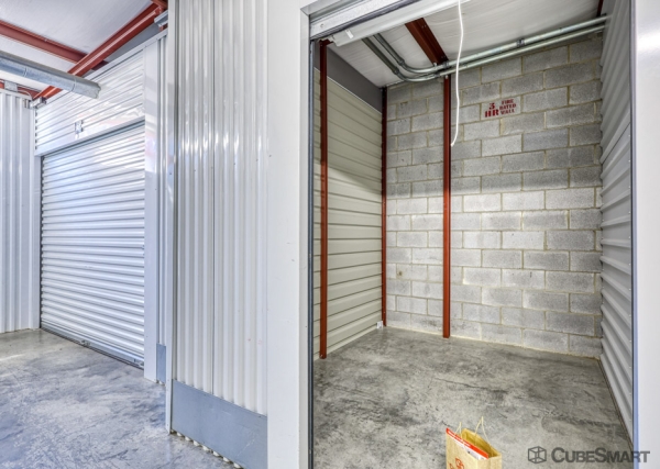 Facility photo: //images.sparefoot.com/medium/15275869f5b13773209.jpg