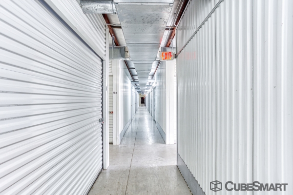 Storage Units at CubeSmart Self Storage - Humble - 7707 North Sam Houston Parkway East - 7707 North Sam Houston Parkway East