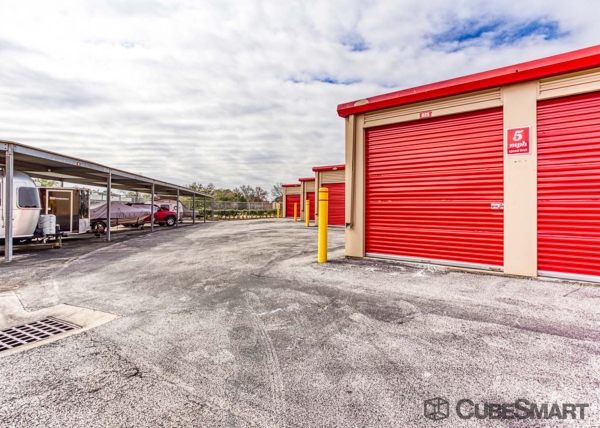Storage Units at CubeSmart Self Storage - Houston - 11616 Beamer Road - 11616 Beamer Road