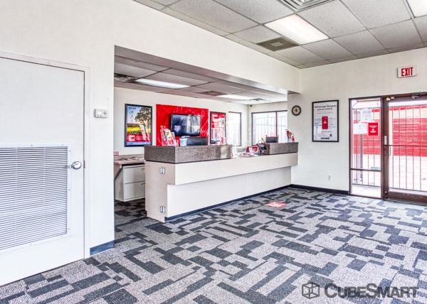Storage Units at CubeSmart Self Storage - Houston - 11616 Beamer Road - 11616 Beamer Road