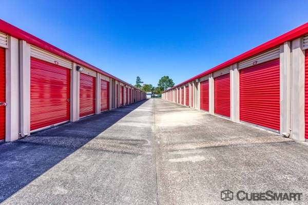 Storage Units at CubeSmart Self Storage - Humble - 7900 Farm To Market 1960 - 7900 FM 1960 West