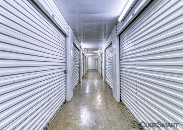 Storage Units at CubeSmart Self Storage - Houston - 6300 Washington Ave - 6300 Washington Ave