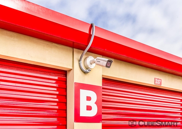 Storage Units at CubeSmart Self Storage - Houston - 10030 Blackhawk Boulevard - 10030 Blackhawk Boulevard