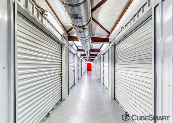 Storage Units at CubeSmart Self Storage - Houston - 10030 Blackhawk Boulevard - 10030 Blackhawk Boulevard