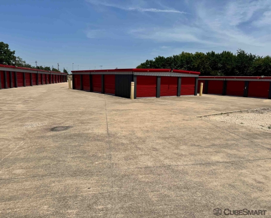 Storage Units at CubeSmart Self Storage - Hutto - 110 South Fm 1660 - 110 SOUTH FM 1660
