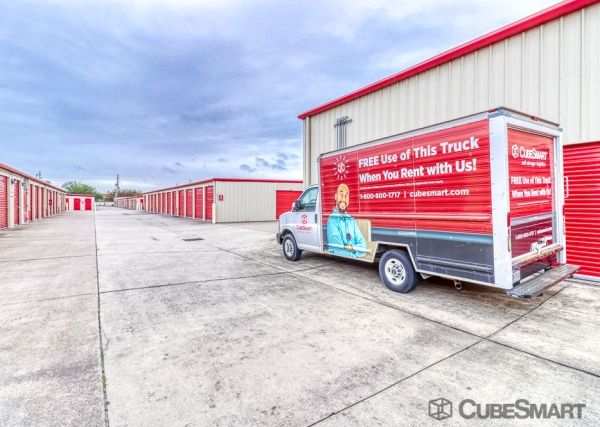 Storage Units at CubeSmart Self Storage - Katy - 1430 Katy Flewellen Road - 1430 Katy Flewellen Road