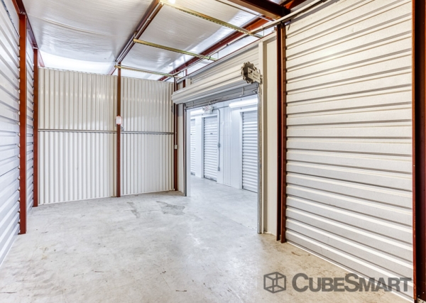 Storage Units at CubeSmart Self Storage - Pearland - 9109 Hughes Ranch Road - 9109 Hughes Ranch Road