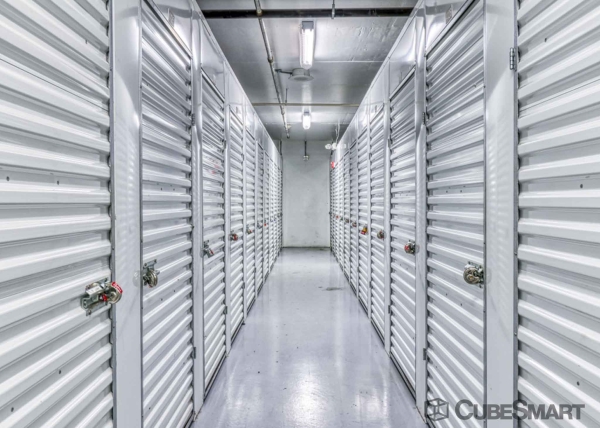 Storage Units at CubeSmart Self Storage - Fort Lauderdale - 901 Northwest 1st Street - 901 Northwest 1st Street