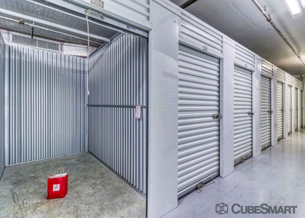 Storage Units at CubeSmart Self Storage - Fort Lauderdale - 901 Northwest 1st Street - 901 Northwest 1st Street