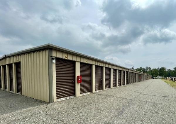 Facility photo: //images.sparefoot.com/medium/15332168c1ca59e95f9.jpg