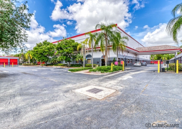 Storage Units at CubeSmart Self Storage - Coconut Creek - 4801 West Hillsboro Boulevard - 4801 West Hillsboro Boulevard