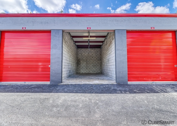 Storage Units at CubeSmart Self Storage - Coconut Creek - 4801 West Hillsboro Boulevard - 4801 West Hillsboro Boulevard